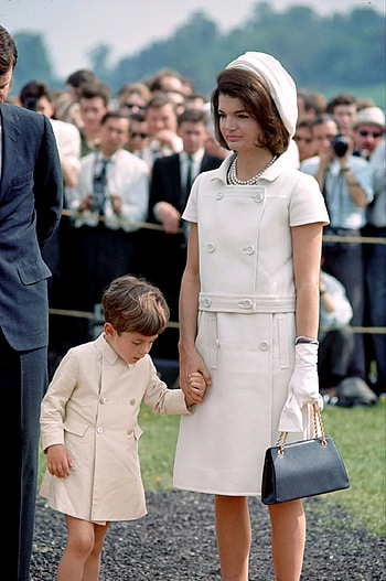 Princess Tessy of Luxembourg, Inspired by Jackie Kennedy HD phone wallpaper