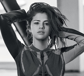 Selena Gomez Vogue Brasil, selena-gomez, celebrities, girls, monochrome, black-and-white HD wallpaper