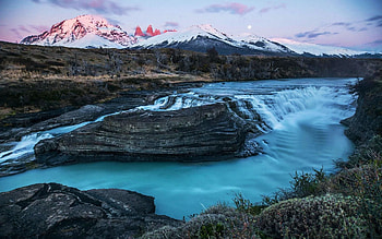 Cascada Paine - Chilean Patagonia, river, cascades, sky, mountains, rocks HD wallpaper