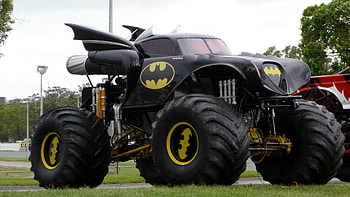 Batman, Monster Trucks HD wallpaper