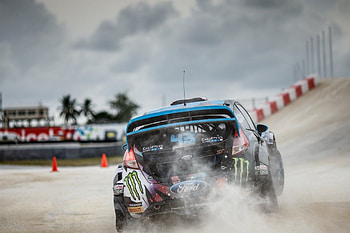 Rallycross , High-resolution rally art, Racing enthusiasts' collection, Motorsport showcase HD wallpaper