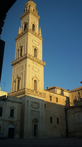 Lecce attractions, Must-see spots, Getting to Lecce, Travel guide HD phone wallpaper