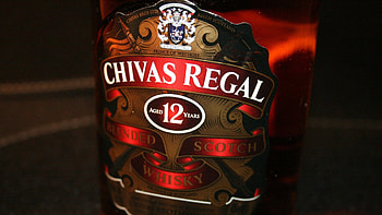 Chivas Regal, chivas-regal, whiskey, bottle HD wallpaper