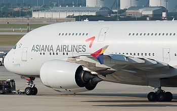 Asiana Airlines (Travels), Mergers and acquisitions, South Korea aviation market, Business developments HD wallpaper