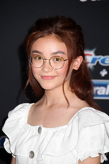 Anna Cathcart, glasses, lip HD phone wallpaper