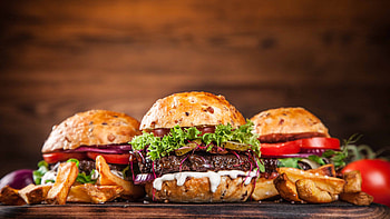 hamburger , Tasty visuals, High-definition, Appetizing HD wallpaper