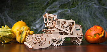 Ugears Combine Harvester, mechanicalmodels, games, educationalgames, toys, puzzles, ugears, gifts, mechanicaltoys, 3dmechanicalmodels, ugearsmodels, combineharvester, harvester HD wallpaper