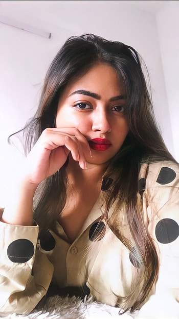 Shalin zoya, model, actress HD phone wallpaper