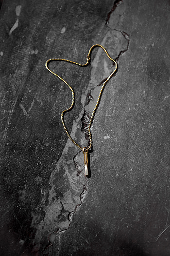 Gold, Miscellanea, Miscellaneous, Decoration, Chain, Pendant, Coulomb, Jewel HD phone wallpaper