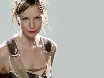 Sienna Guillory, english, sexy, actress HD wallpaper