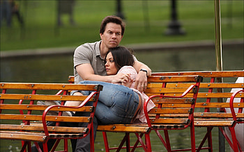 Mark Wahlberg, Mila Kunis, Actress, Bench HD wallpaper