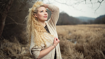Curls, model, lady, pretty HD wallpaper
