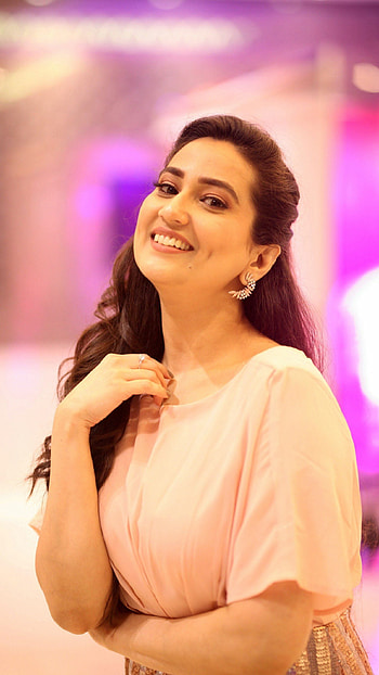 Manju, telugu actress, anchor HD phone wallpaper