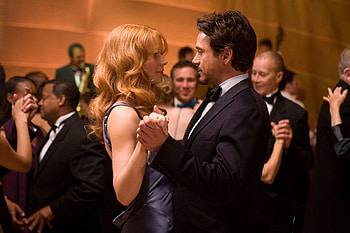 Tony and Pepper's relationship, Avengers Infinity War implications, Evolving dynamic HD wallpaper