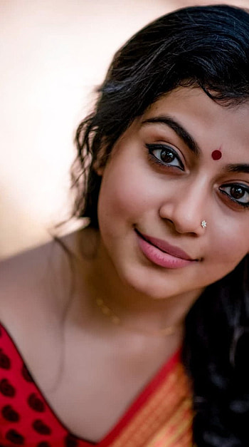 Shruti Ramachandran, malayalam actress, saree beauty HD phone wallpaper