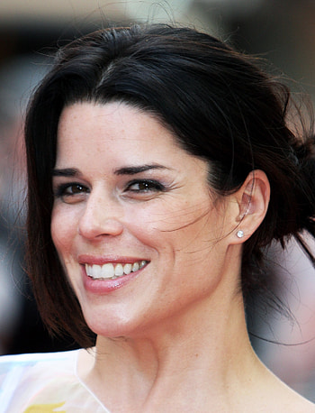Neve Campbell, Looks like threads, Moviechat HD phone wallpaper