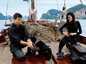 Tomorrow Never Dies, James Bond 007, Action movie, Espionage HD wallpaper