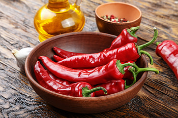 Heart-healthy chili, Lower risk link, Dying from disease, Spicy protection HD wallpaper