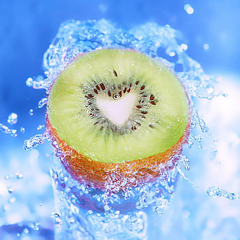 kiwi heart, kiwi, heart, green, splash HD wallpaper