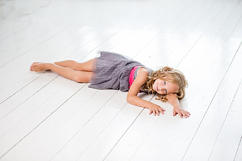 Little girl, childhood, blonde, fair, nice, adorable, bonny, leg, sweet, Belle, white, smile, Hair, girl, comely, sightly, pretty, face, lovely, pure, child, fun, graphy, cute, baby, , Nexus, beauty, kid, feet, room, beautiful, studio, people, little, hand, pink, lying, princess, dainty HD wallpaper