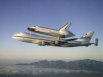 Piggyback-Space-Shuttle-Atlantis-and-Boeing-747, shuttle, aka, aircraft, commercial HD wallpaper