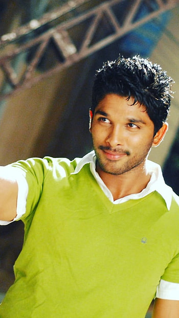 Allu Arjun Pushpa, Green Tshirt HD phone wallpaper