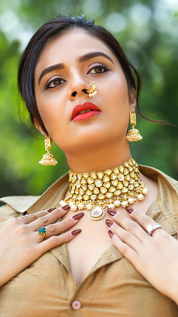 Sreemukhi, telugu actress, model HD phone wallpaper
