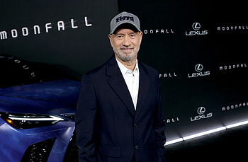 Roland Emmerich, Marvel, DC, Star Wars HD wallpaper