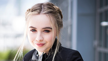 Cute Sabrina Carpenter, sabrina-carpenter, celebrities, girls, music, singer HD wallpaper