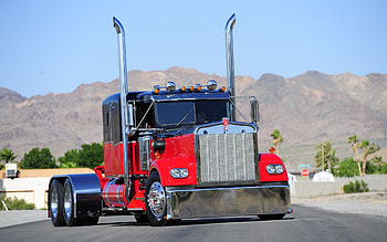 Kenworth trucks, Powerful engines, American road icons, Trucking industry HD wallpaper