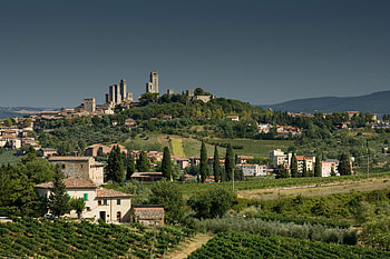 Siena and San Gimignano, Day trip from villas, Heart of Tuscany, Cultural excursion HD wallpaper