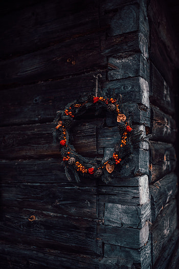 Cones, Berries, Miscellanea, Miscellaneous, Branches, Decoration, Wreath HD phone wallpaper