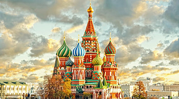 st basils in moscow under beautiful sky, russian, clouds, colors, sky, domes, cathedral HD wallpaper