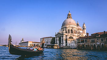 Scenic view of a gondola ride with Santa Maria della Salute in the background, Venice. HD wallpaper