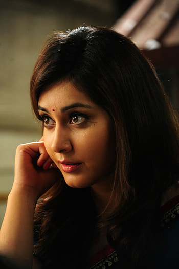 Rashi khanna, Telugu actress, lip, model HD phone wallpaper