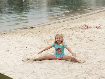 Little girl, childhood, blonde, fair, nice, beach, adorable, bonny, leg, sweet, white, Belle, Hair, smile, girl, outdoor, summer, comely, sightly, pretty, face, lovely, pure, child, sand, graphy, fun, cute, baby, , Nexus, beauty, play, kid, water, sea, beautiful, people, little, pink, dainty, princess HD wallpaper