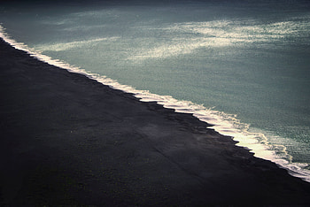 Black beach, sea, aerial view HD wallpaper