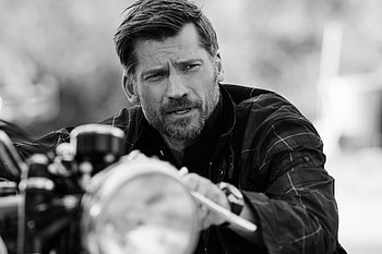 Motorcycle Actor, Black and White, Bokeh, Nikolaj Coster-Waldau HD wallpaper