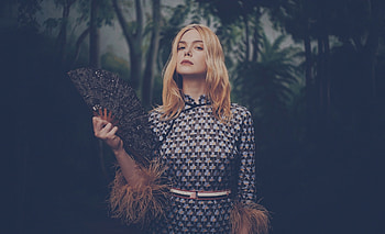 Blonde and beautiful, actress, Elle Fanning HD wallpaper