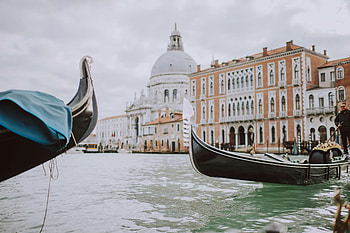 Romantic gondola ride, Venice grapher, Memorable experience, Eternal love HD wallpaper