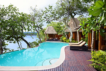 Beach Front Villa, island, tropical, beach, holiday, islands, fiji, ocean, swimming, sea, luxury, exotic, paradise, villa, south pacific, view, pool, polynesia HD wallpaper