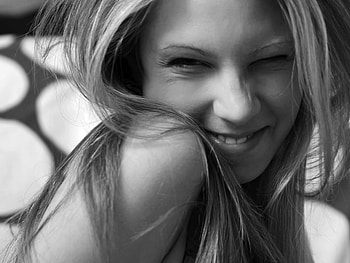 FUNNY, fun, blonde, graphy, portrait, face, bw, , woman HD wallpaper