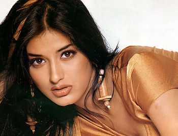 Sonali bendre, nose, Bollywood3 HD wallpaper