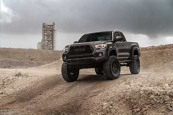 Toyota Tacoma Off Road , toyota-tacoma, toyota, 2019-cars, cars, offroading HD wallpaper