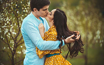 Love kiss , Expression of affection HD wallpaper