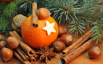 New year's ambiance, Festive background, Spruce branches, Cinnamon touch HD wallpaper