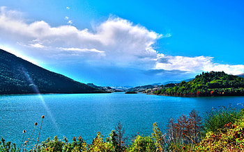 Calm Lake, clouds, sky, nature, mountains, calm, forest, lake HD wallpaper