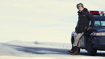 Fargo TV show, Atmospheric visuals, Compelling character arcs, Unforgettable moments HD wallpaper