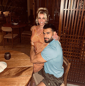 Sam Asghari, Britney Spears getting married, Exciting news, Wedding day HD phone wallpaper