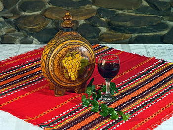 Red Wine, graphy, tradion, drinks, food, traditional, red, bulgaria, stone, glass, grape, , drink, wine HD wallpaper